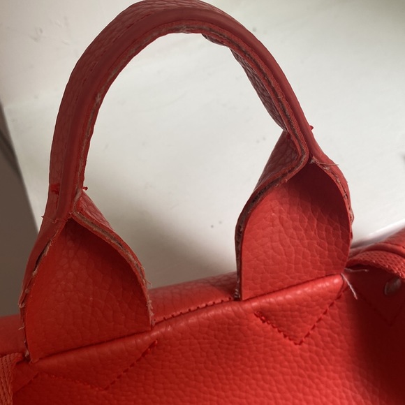 Matt & Nat vegan Backpack - Picture 7 of 8